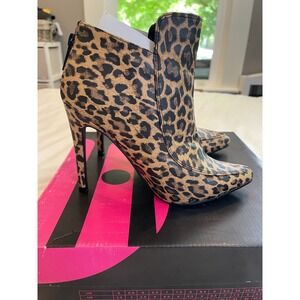 Michael Antonio Marilyn-Leo‎ Leopard Print Pointed Toe Stiletto Ankle Boots 6.5